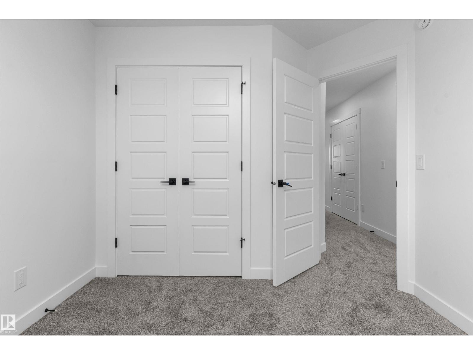 1050 CRISTALL CR SW - 28