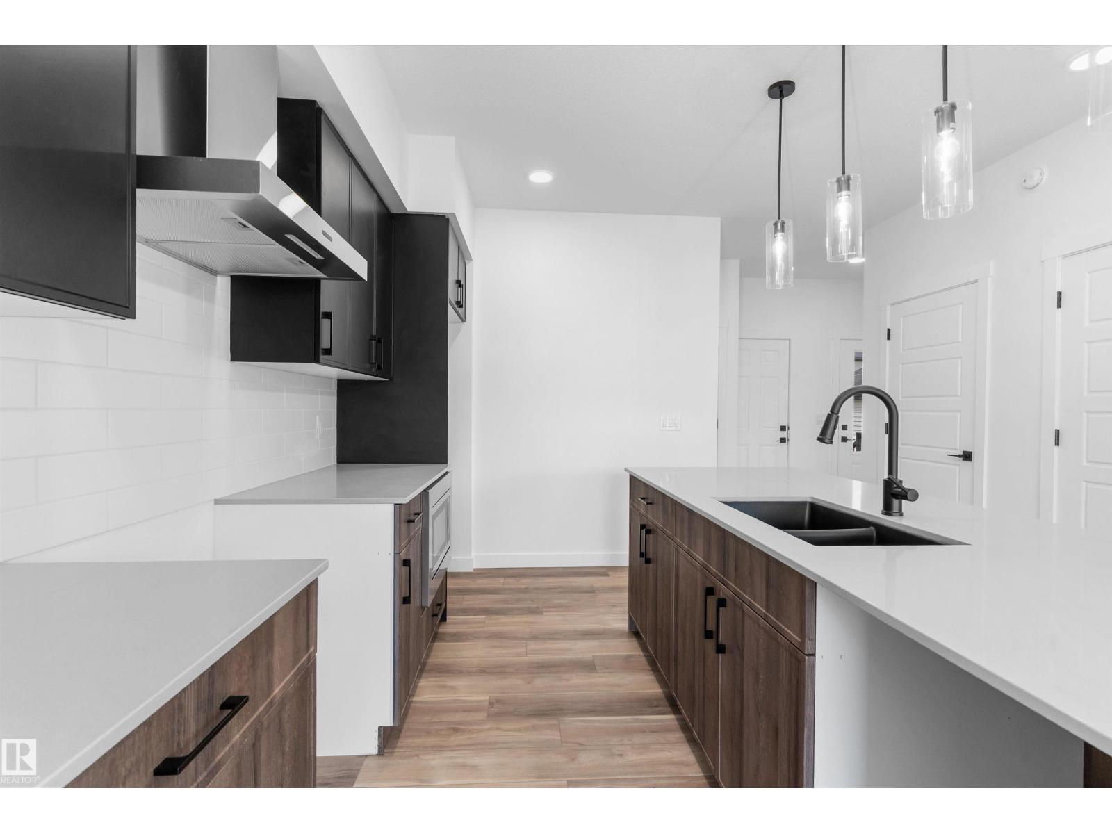 1050 CRISTALL CR SW - 10