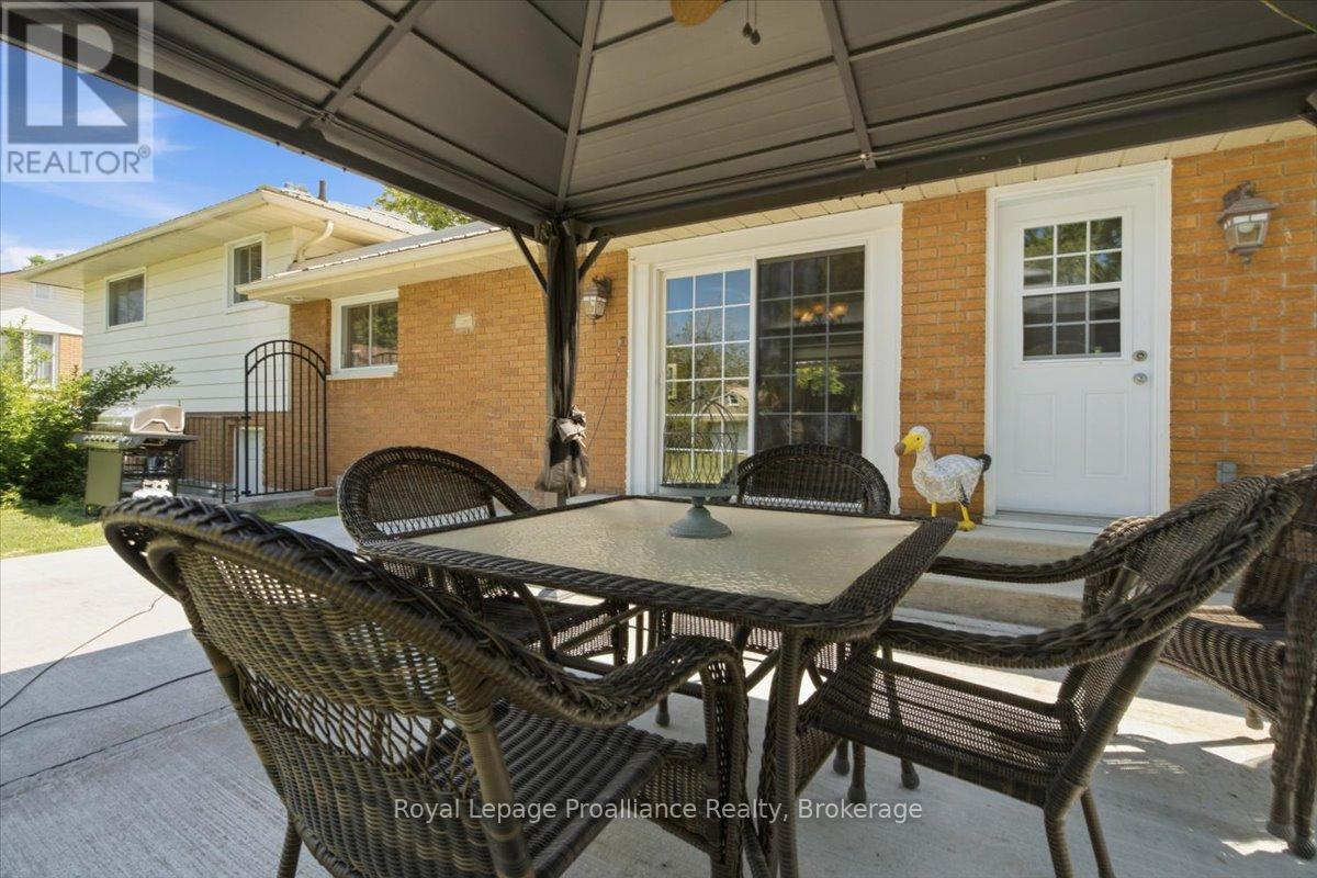 171 AIKINS ROAD - 41