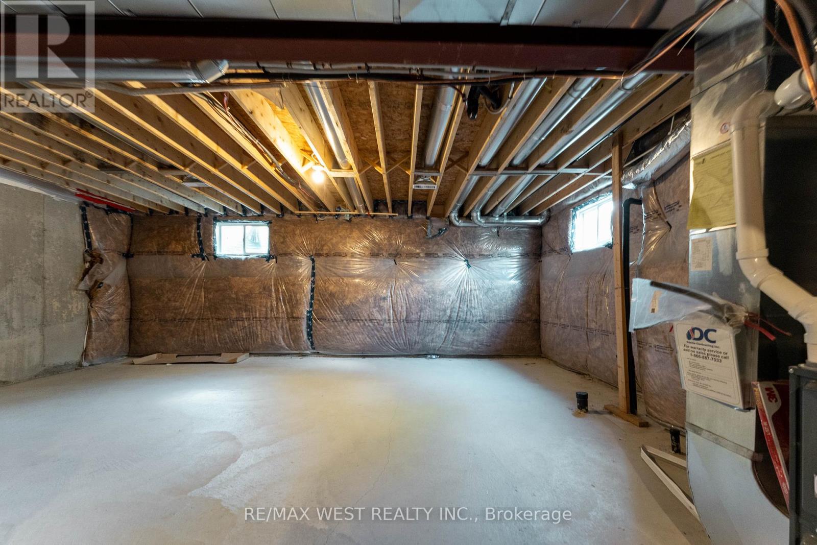 24 DEWBERRY DRIVE - 31