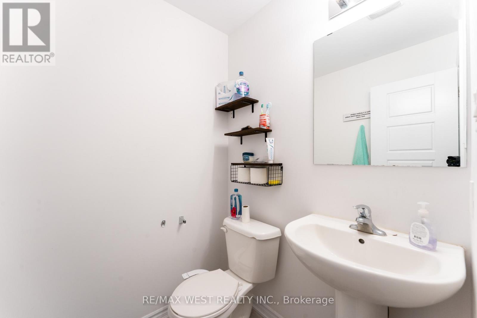 24 DEWBERRY DRIVE - 8