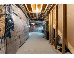 24 Dewberry Drive, Kitchener, ON N2B0A9 Photo 29