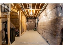 24 Dewberry Drive, Kitchener, ON N2B0A9 Photo 35