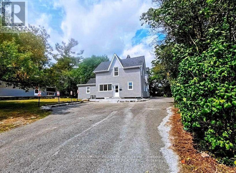 717 KING STREET W - 1