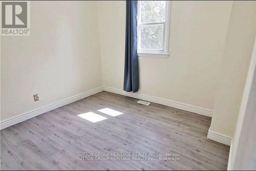 717 KING STREET W - 13