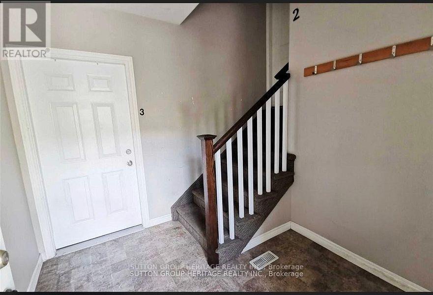 717 KING STREET W - 29