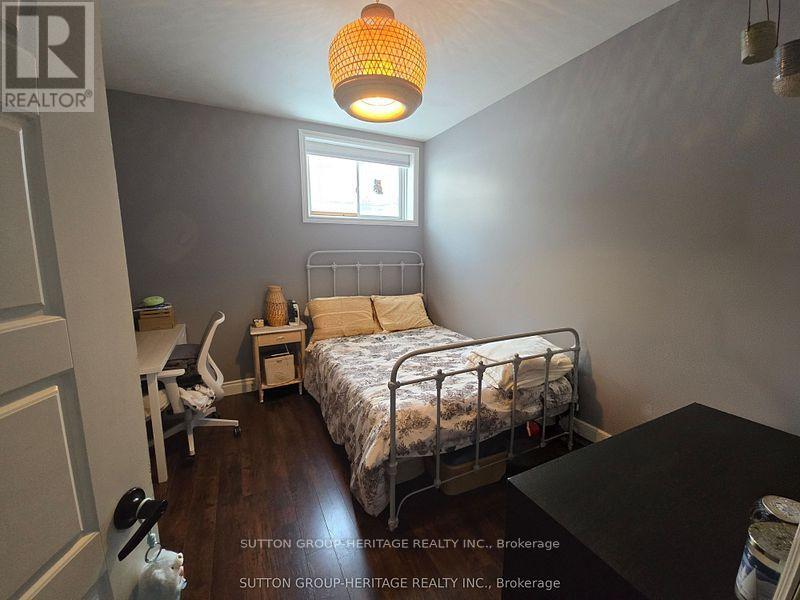 717 KING STREET W - 35