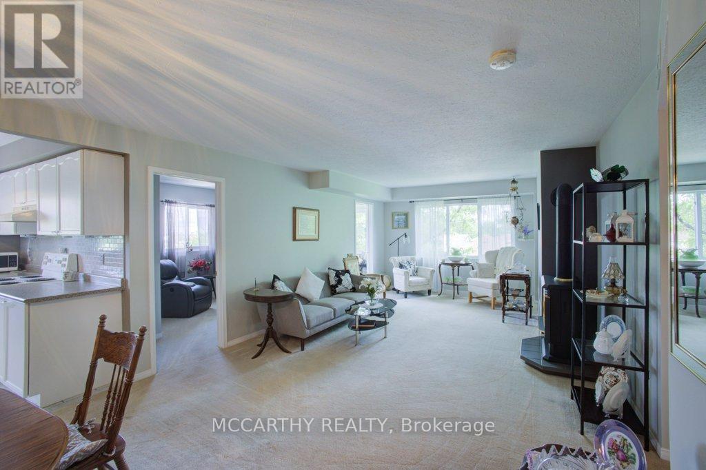 #300 250 ROBERT STREET - 15