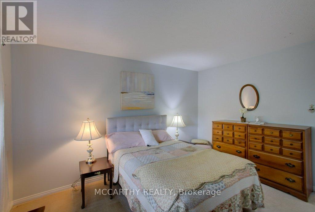 #300 250 ROBERT STREET - 29