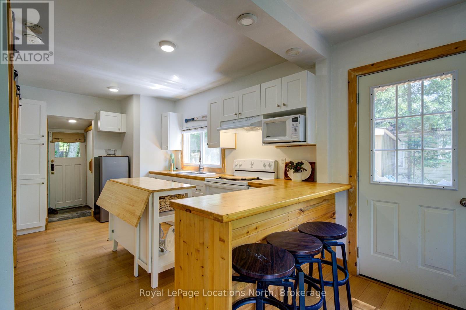 1955 TINY BEACHES ROAD S - 10