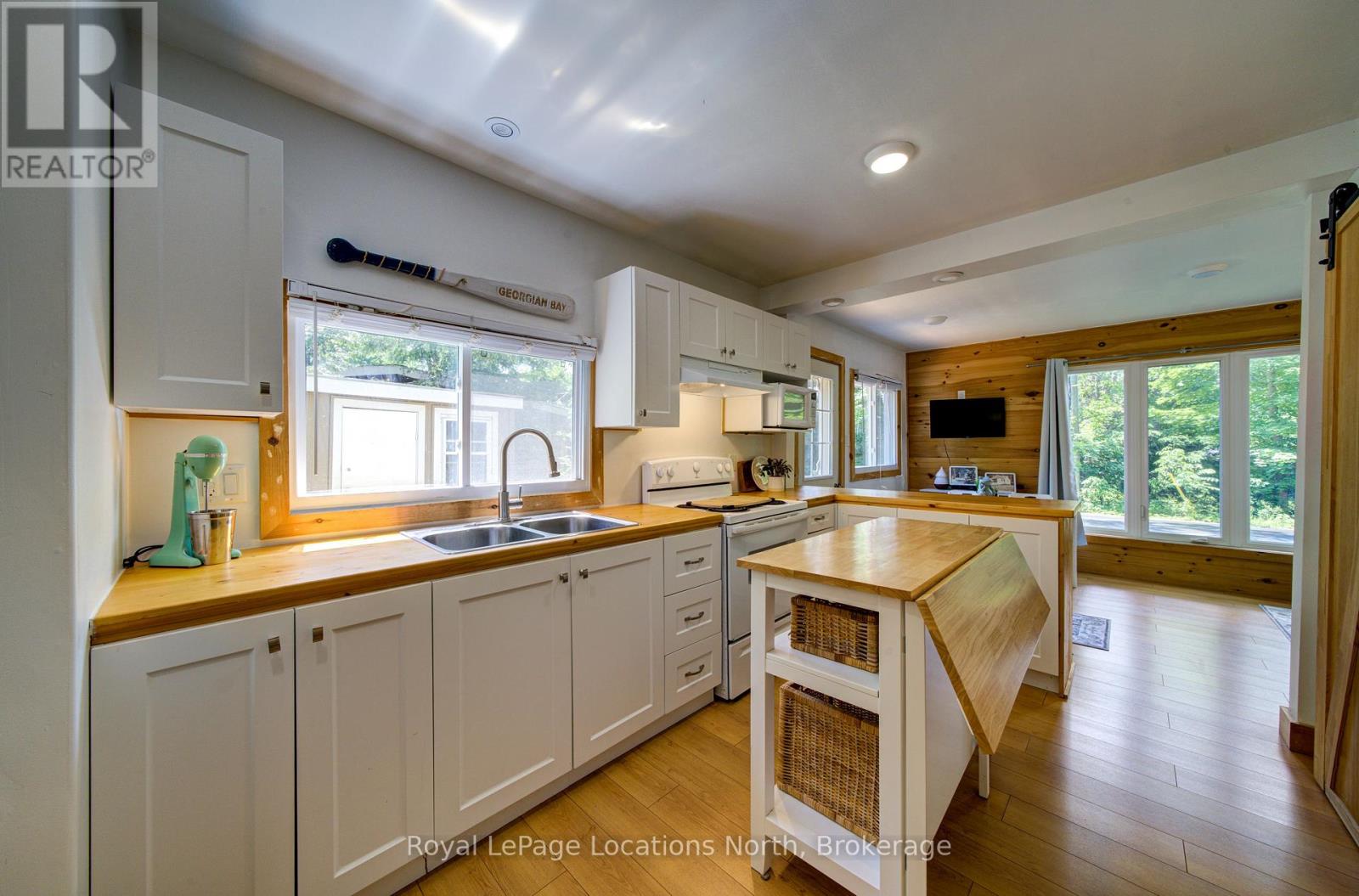 1955 TINY BEACHES ROAD S - 12