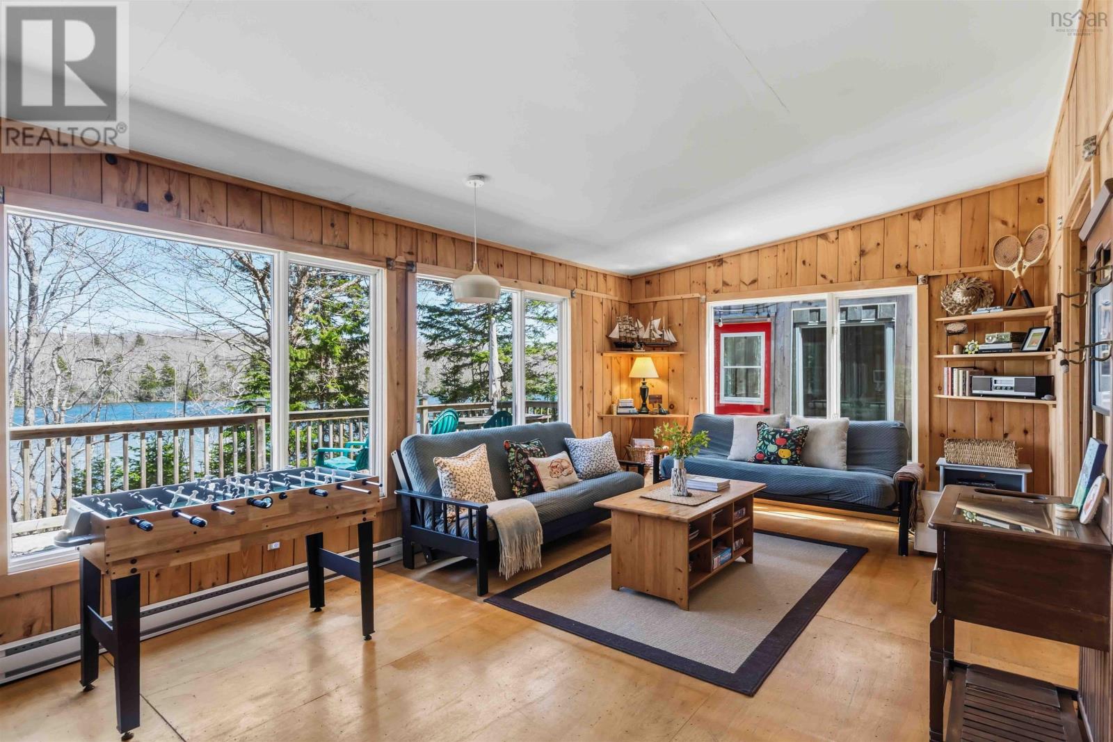 566 Lakeland Drive - 11