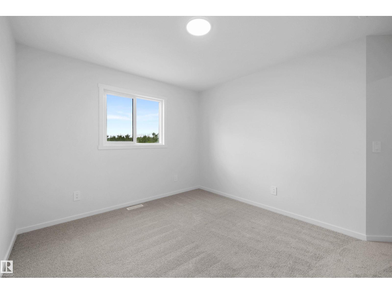 15744 7 ST NE - 28