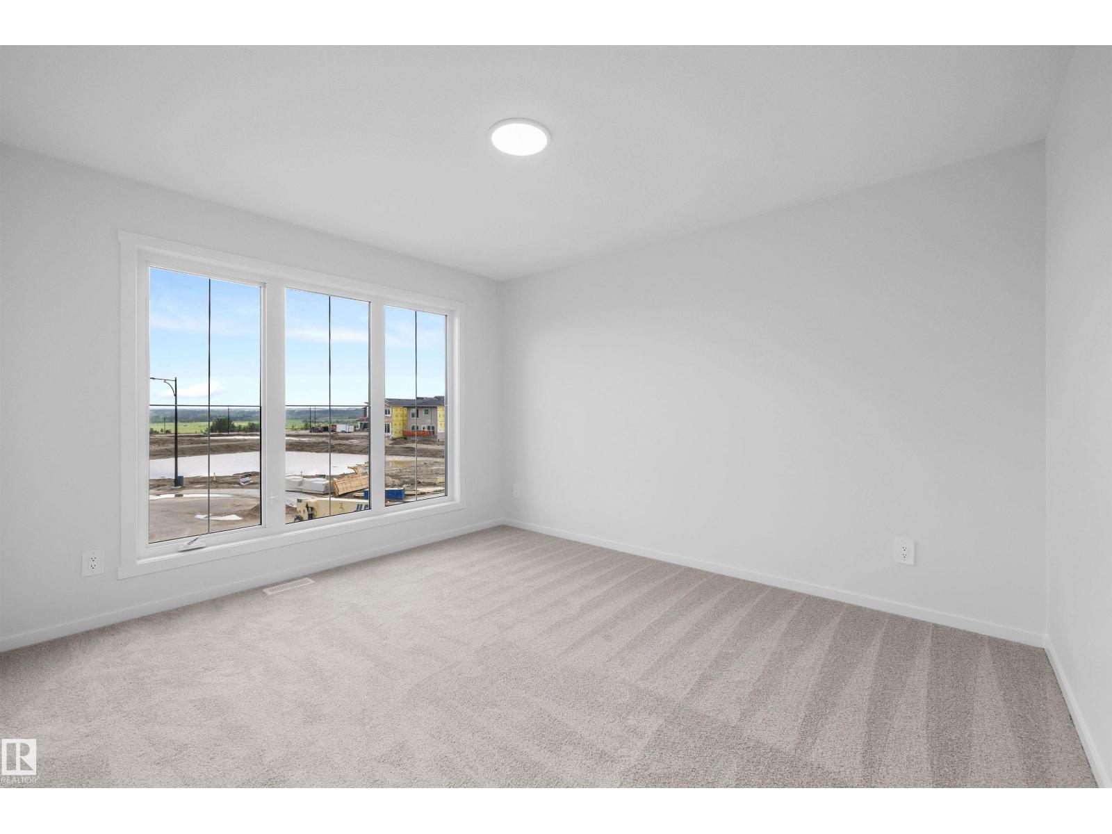 15744 7 ST NE - 32