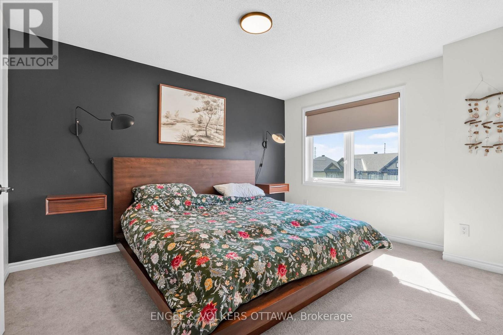 2 Bed, 3 Bath House for Sale in Ottawa – 241 PAR-LA-VILLE CIRCLE, Ottawa – MLS# X13463726 - Image 19