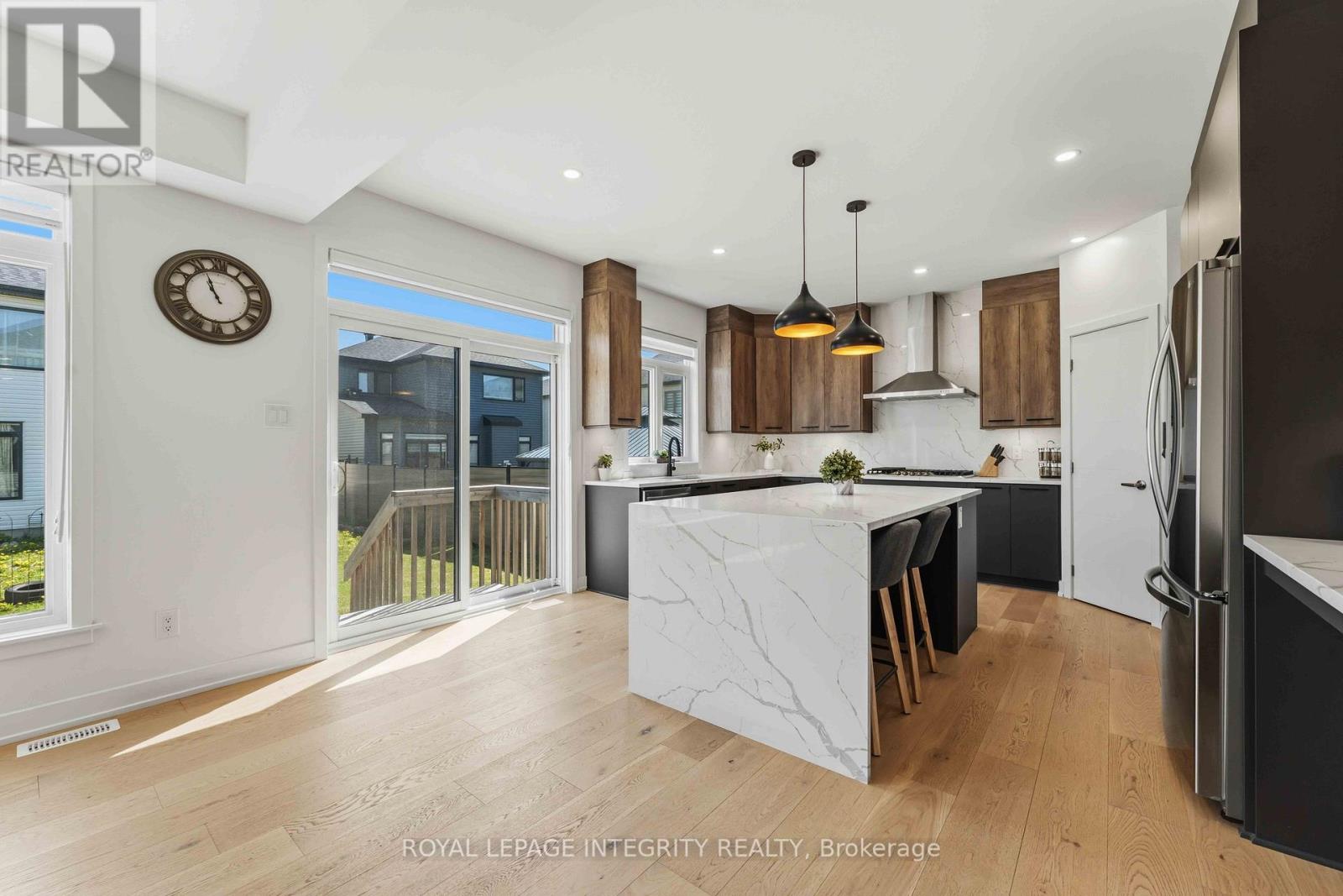 698 ODYSSEY WAY - 2