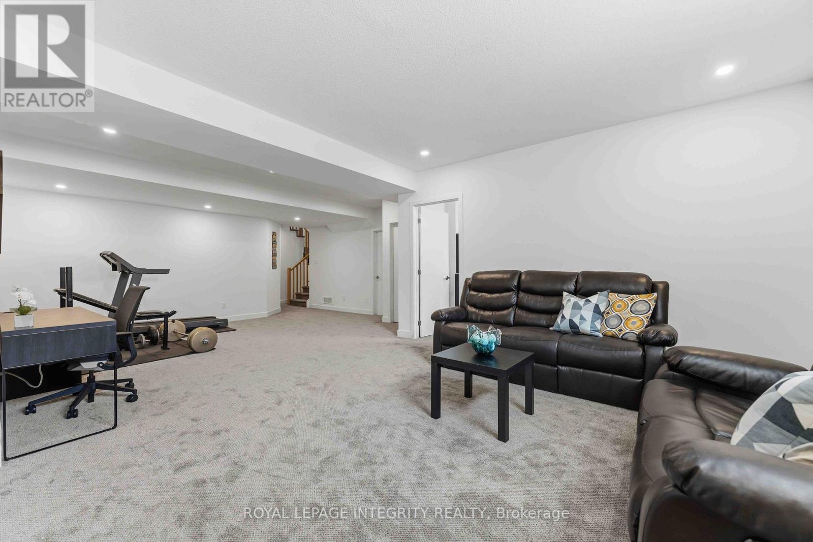 698 ODYSSEY WAY - 31