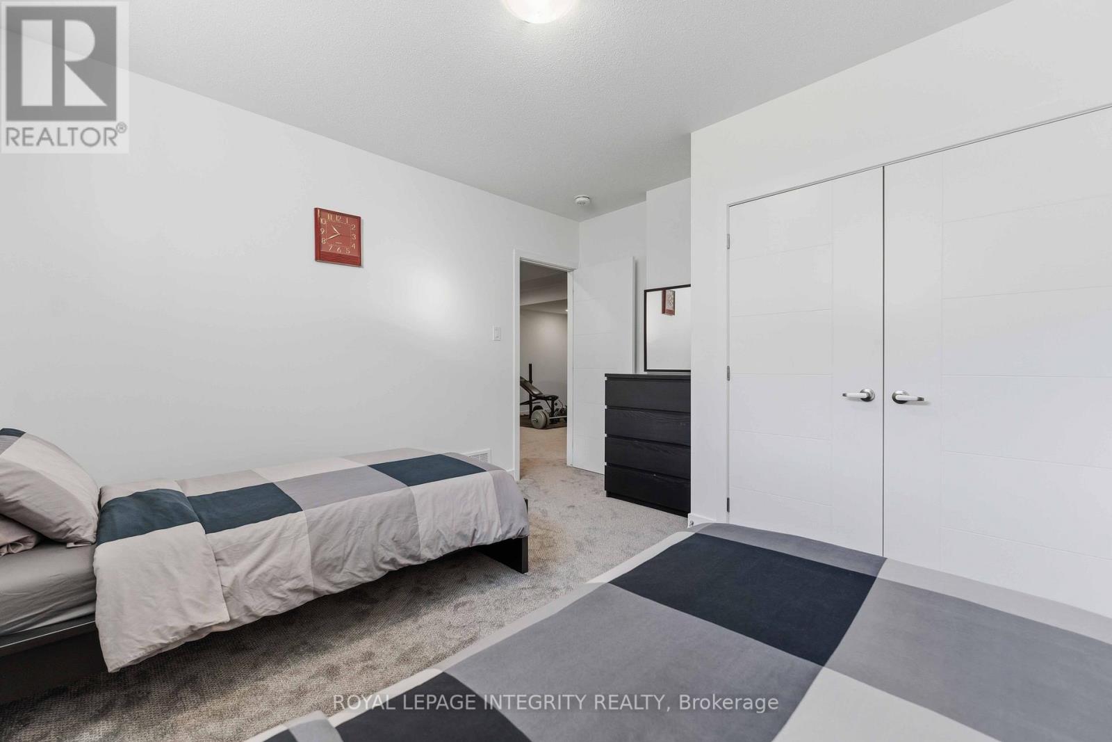 698 ODYSSEY WAY - 33