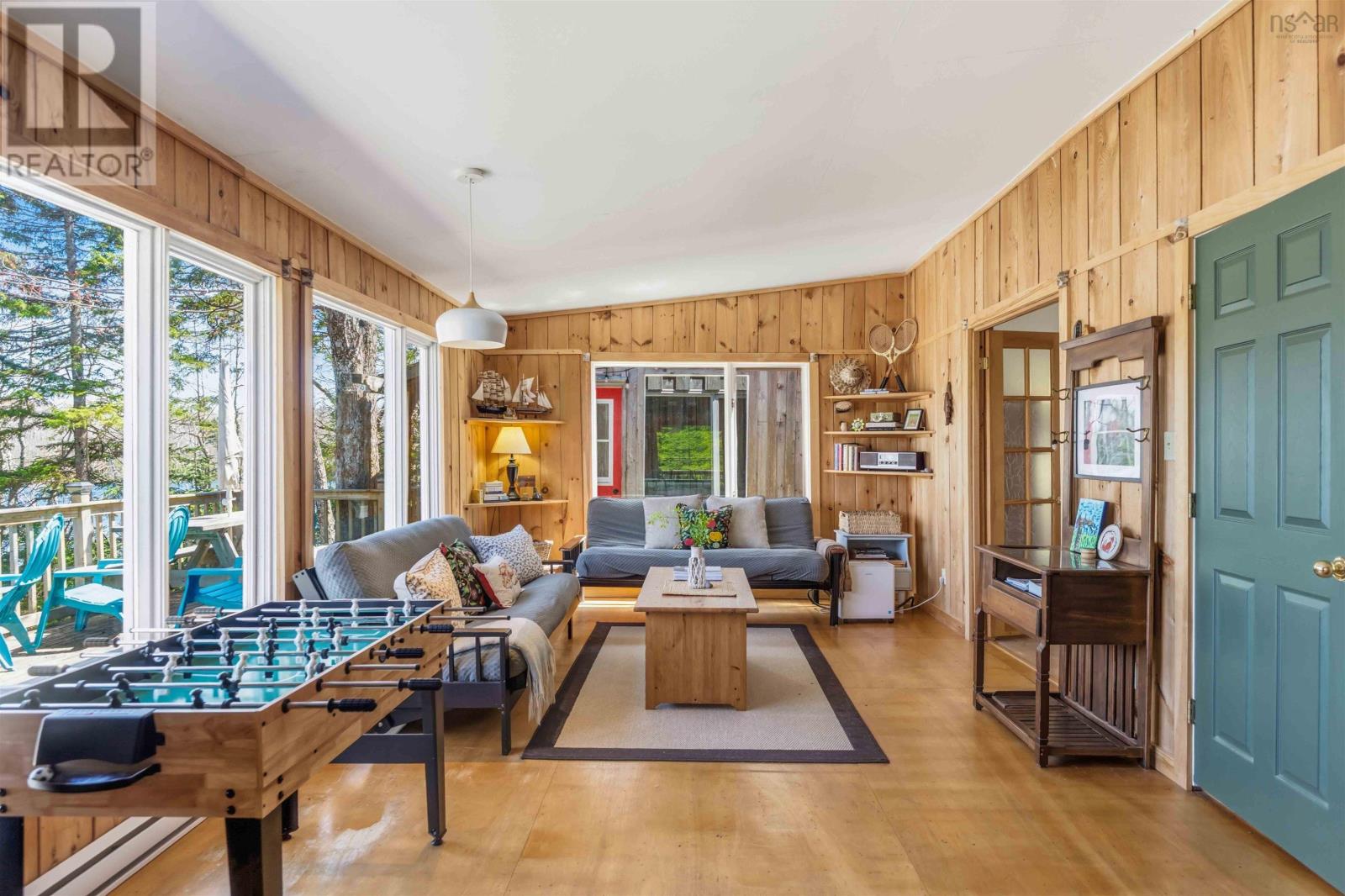 566 Lakeland Drive - 12