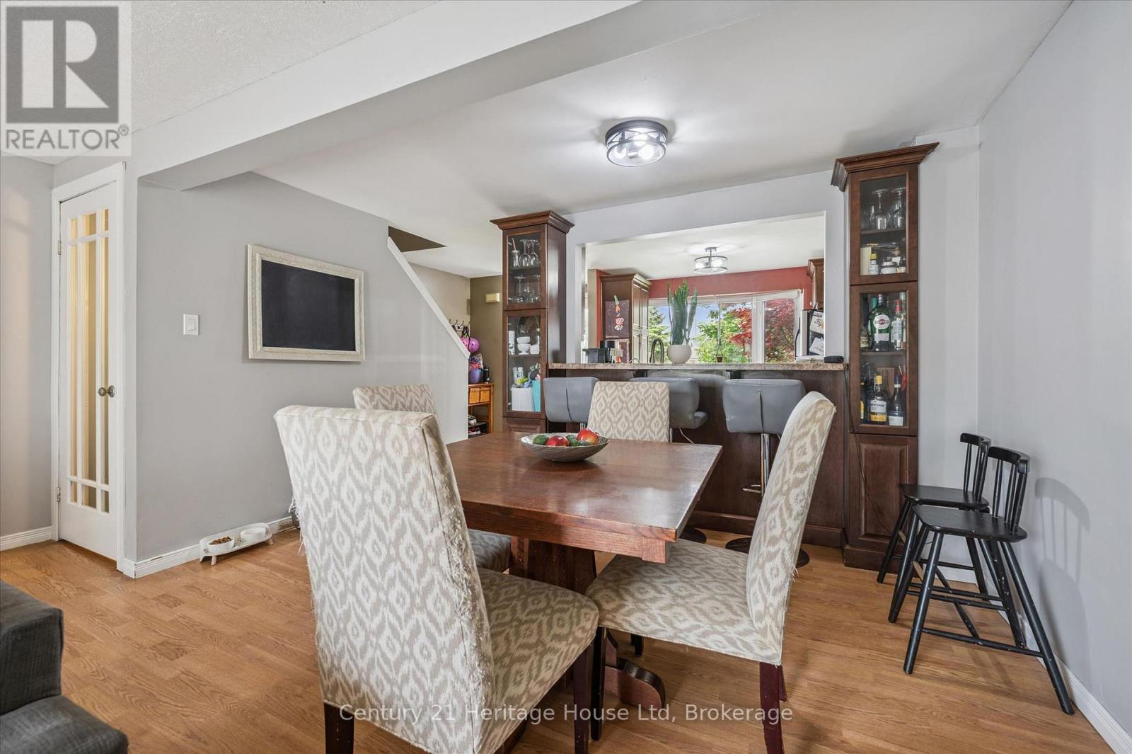 279 STRATHALLAN STREET - 14