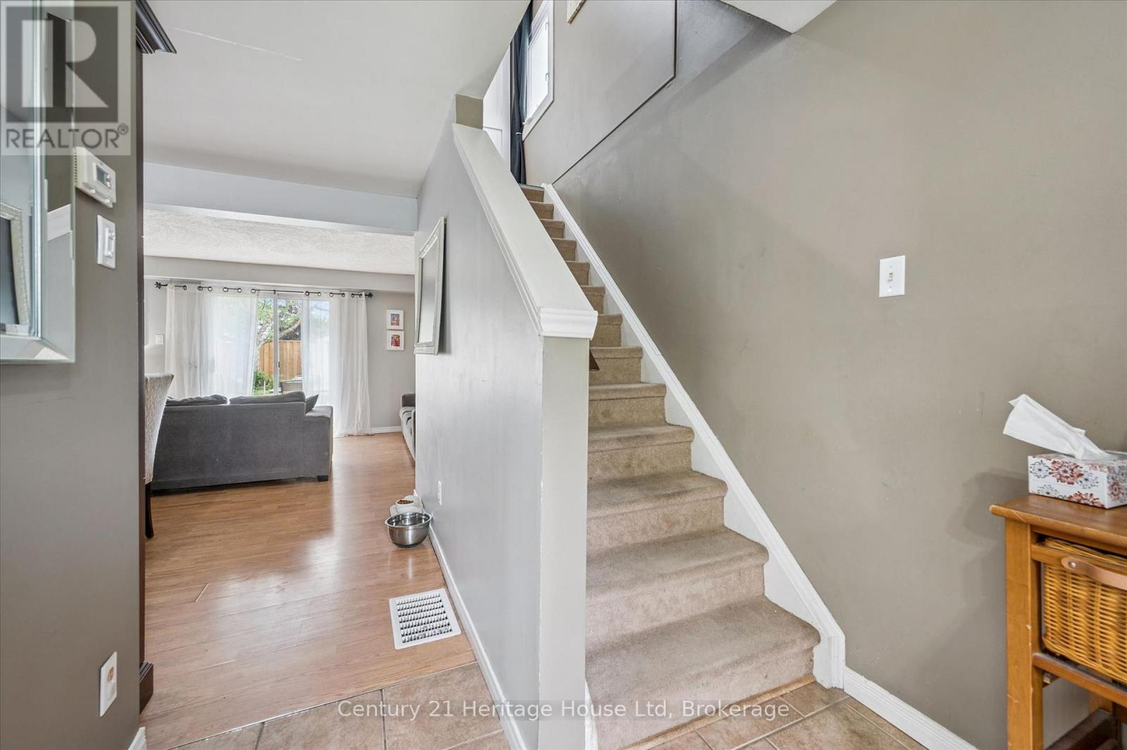 279 STRATHALLAN STREET - 19