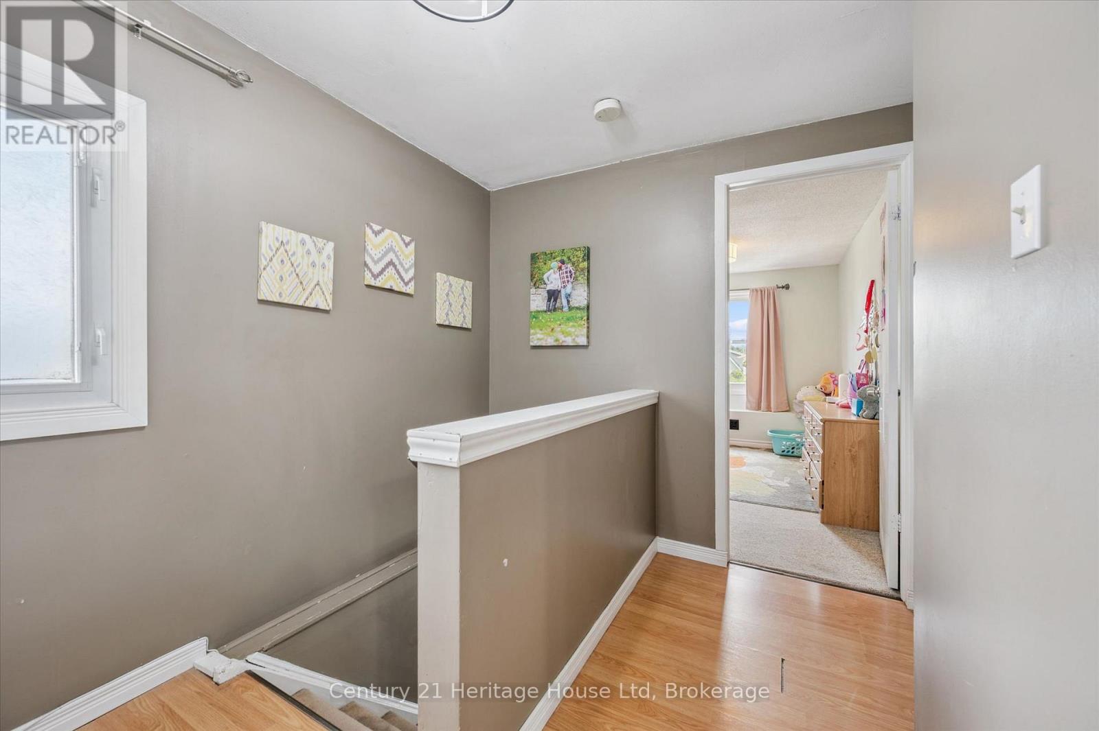 279 STRATHALLAN STREET - 20