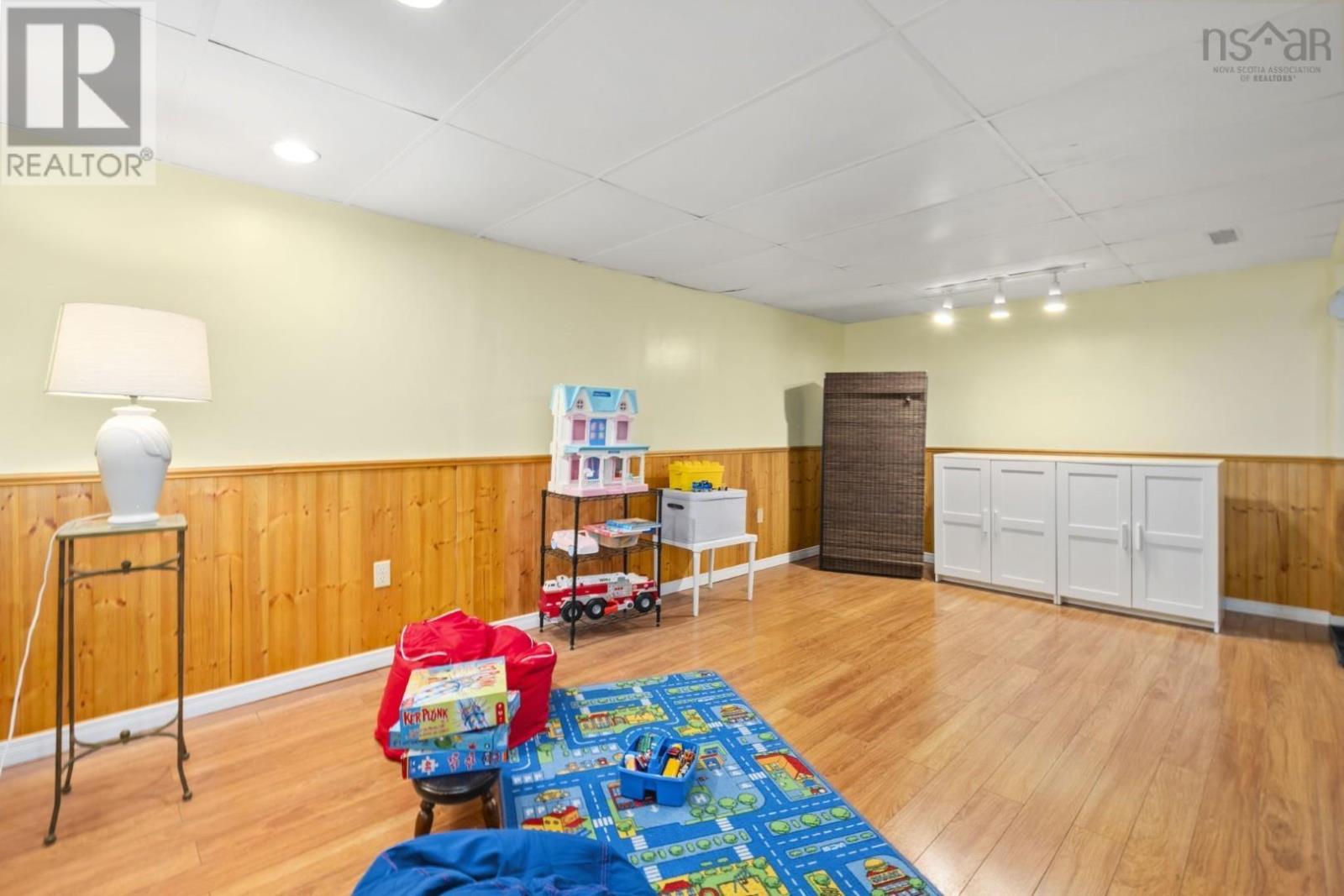 100 Forestside Crescent - 37