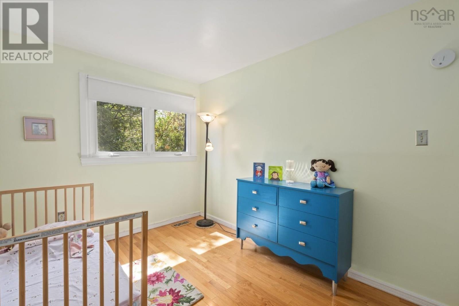 100 Forestside Crescent - 28