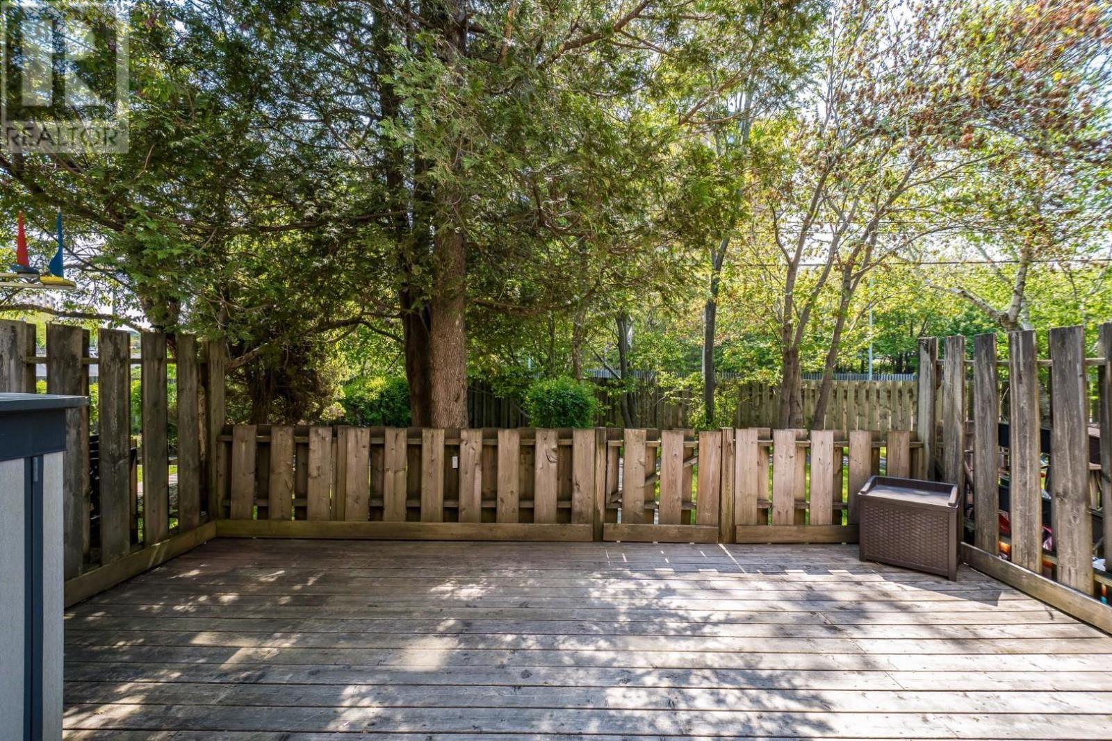 100 Forestside Crescent - 41