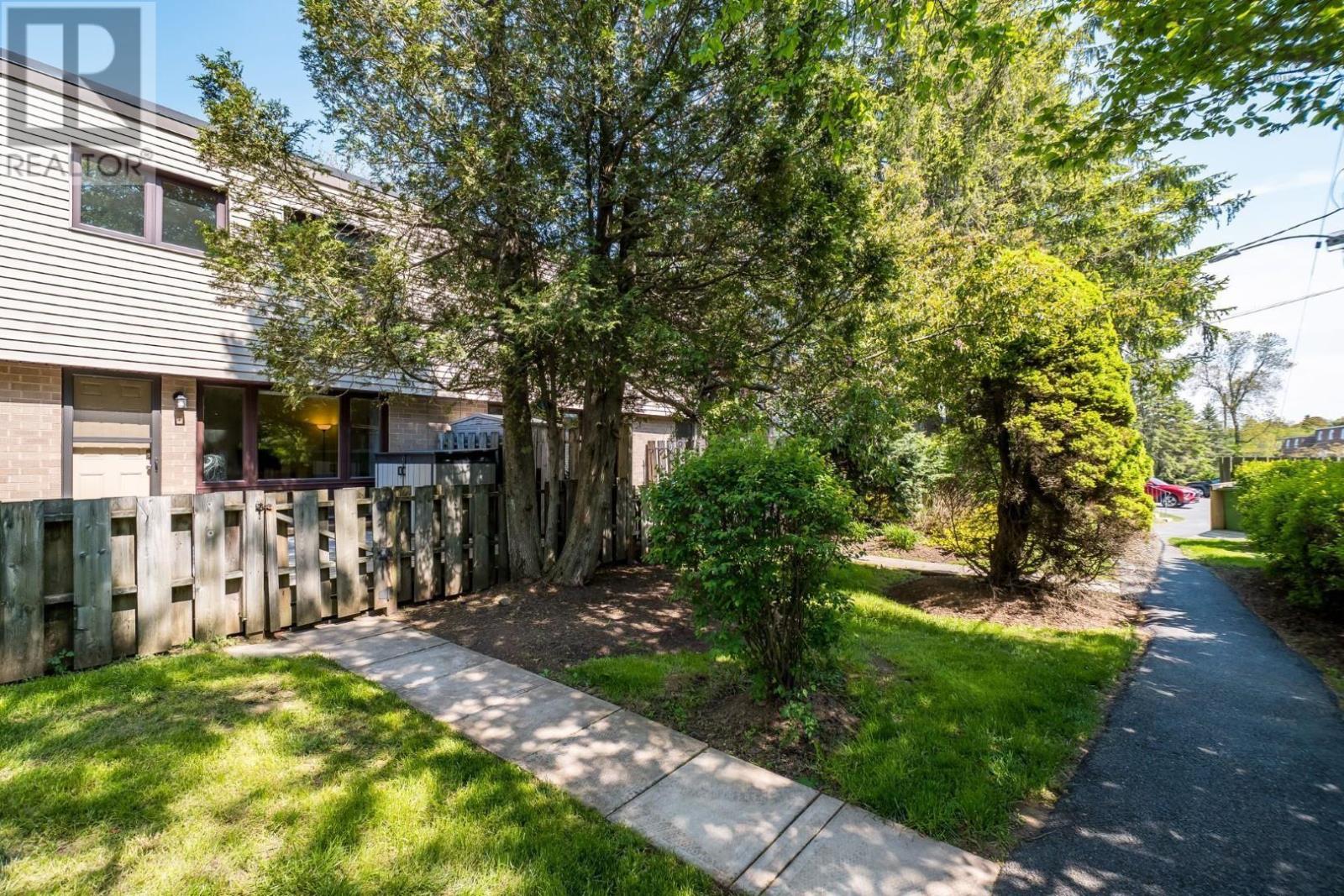 100 Forestside Crescent - 43