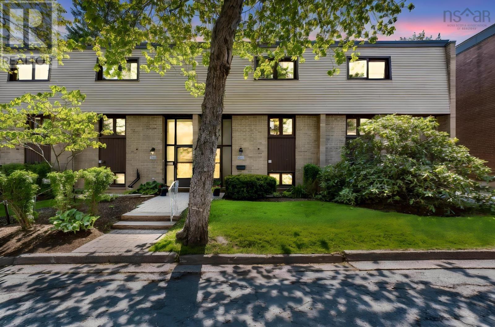 100 Forestside Crescent - 47