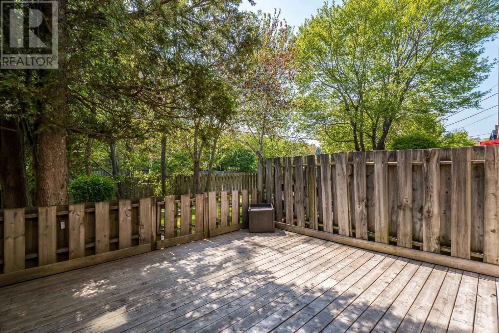 100 Forestside Crescent - 42
