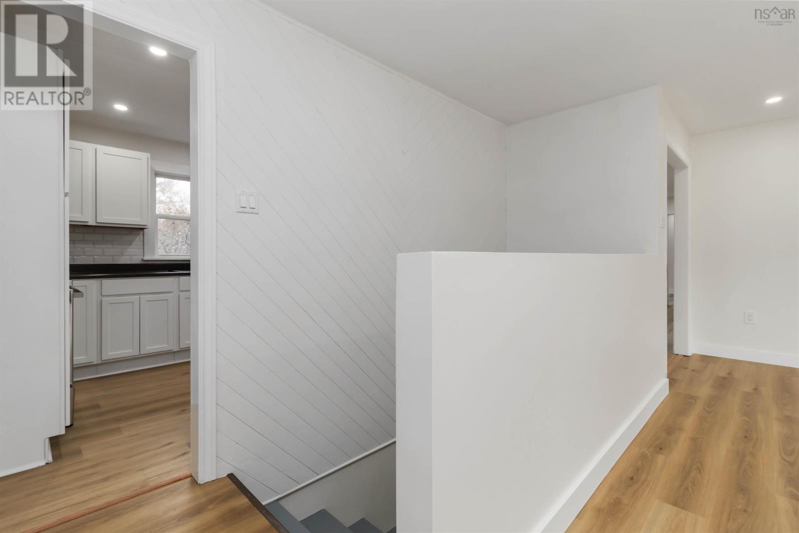 27 Countway Road - 14