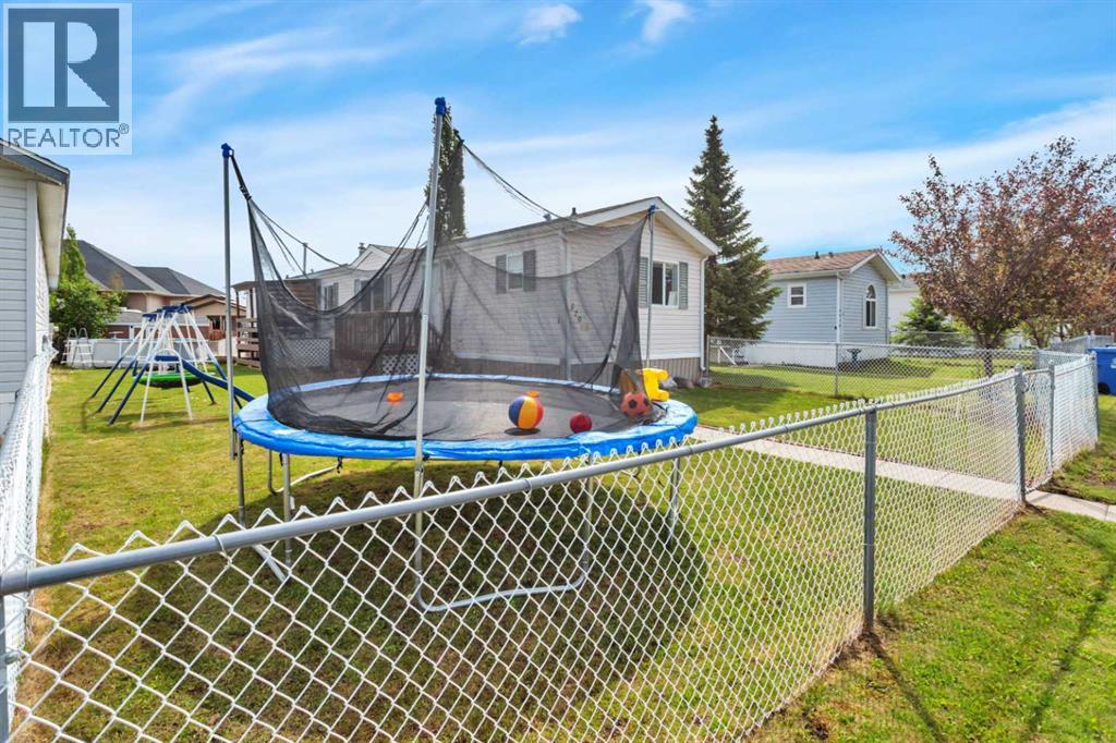 4520 59 Street — photo 30