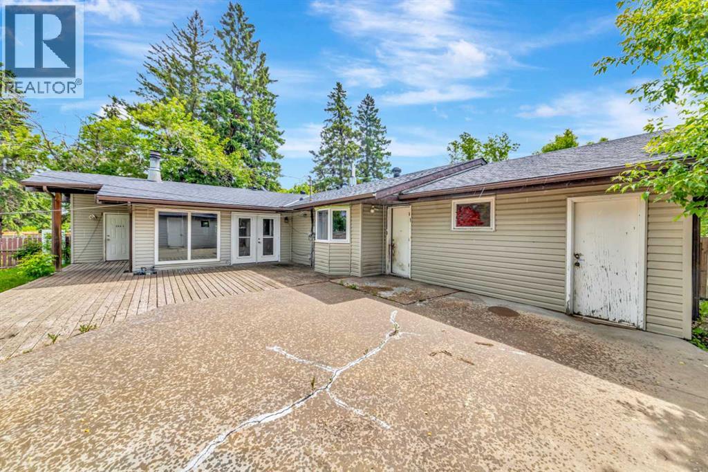 4616 45 Street — photo 33