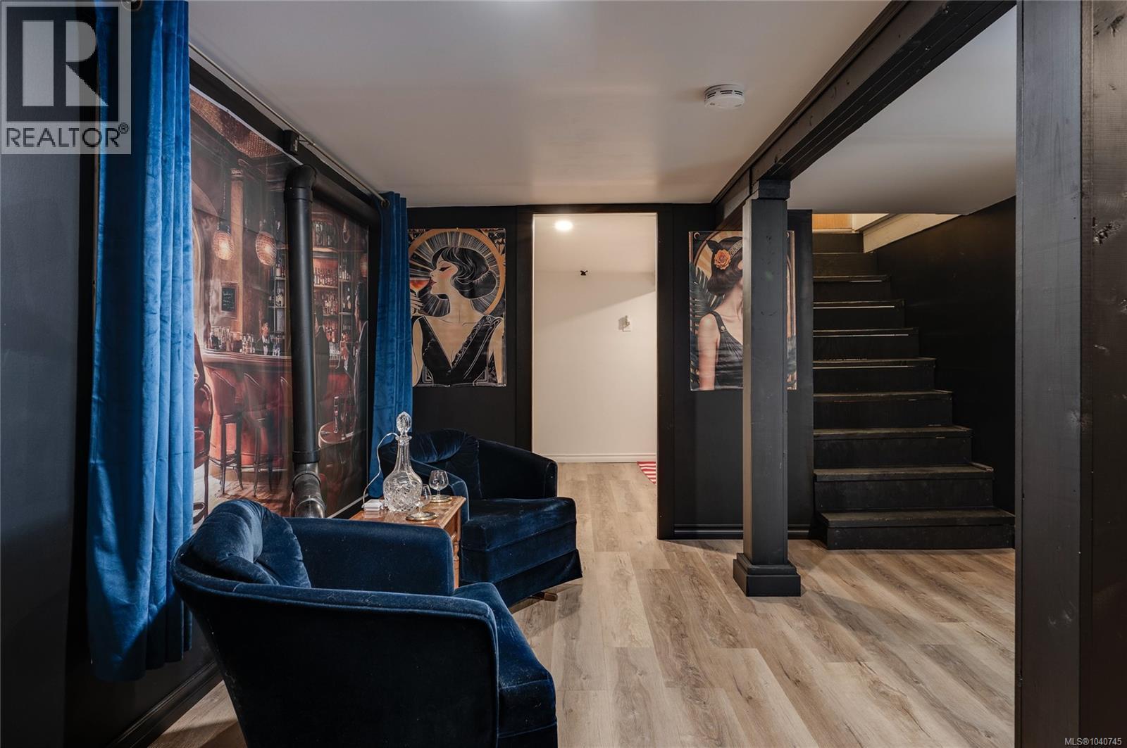 8555 Maple Ridge Rd - 25