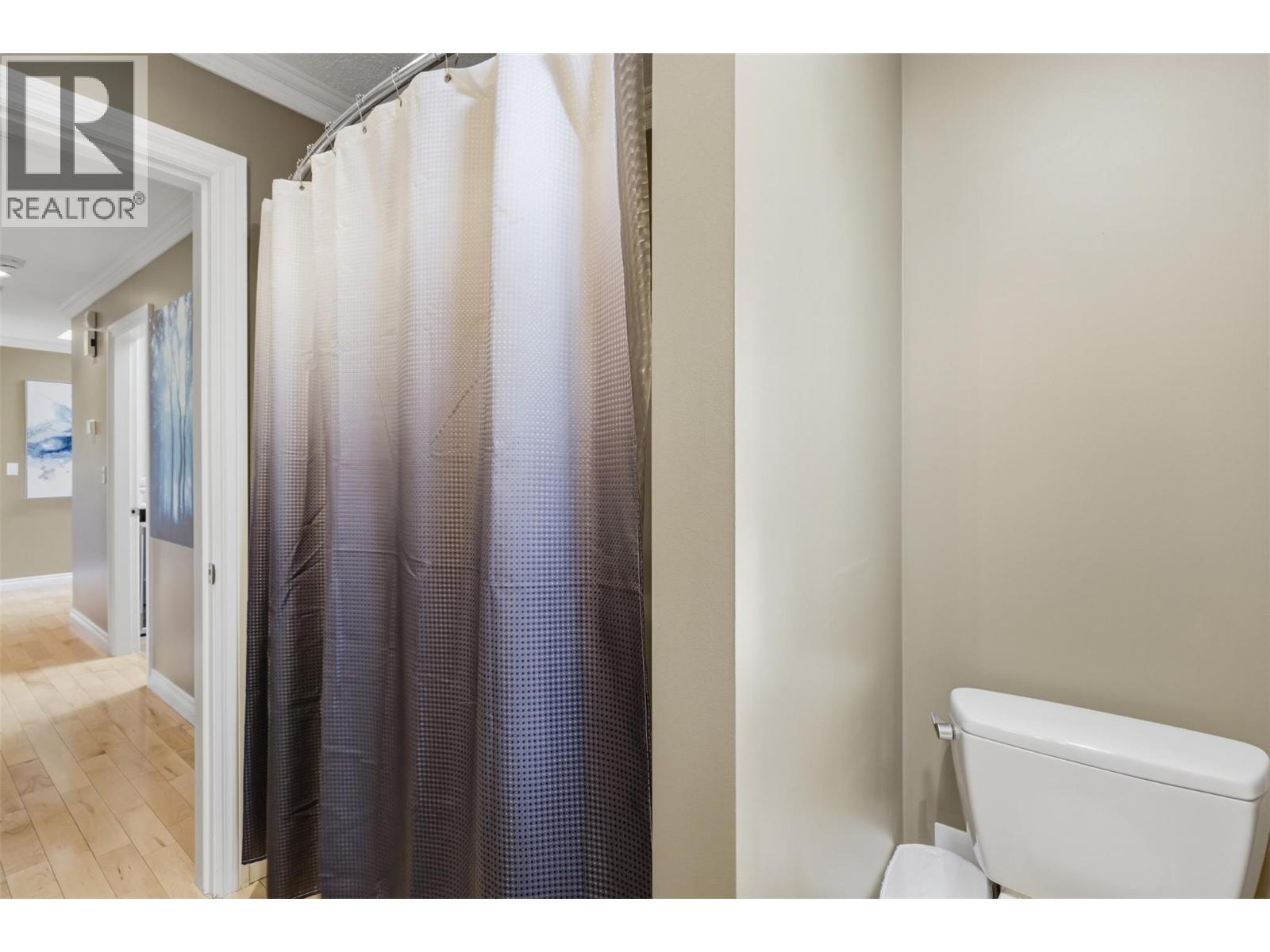 #10 1651 VALLEYVIEW Drive - 29