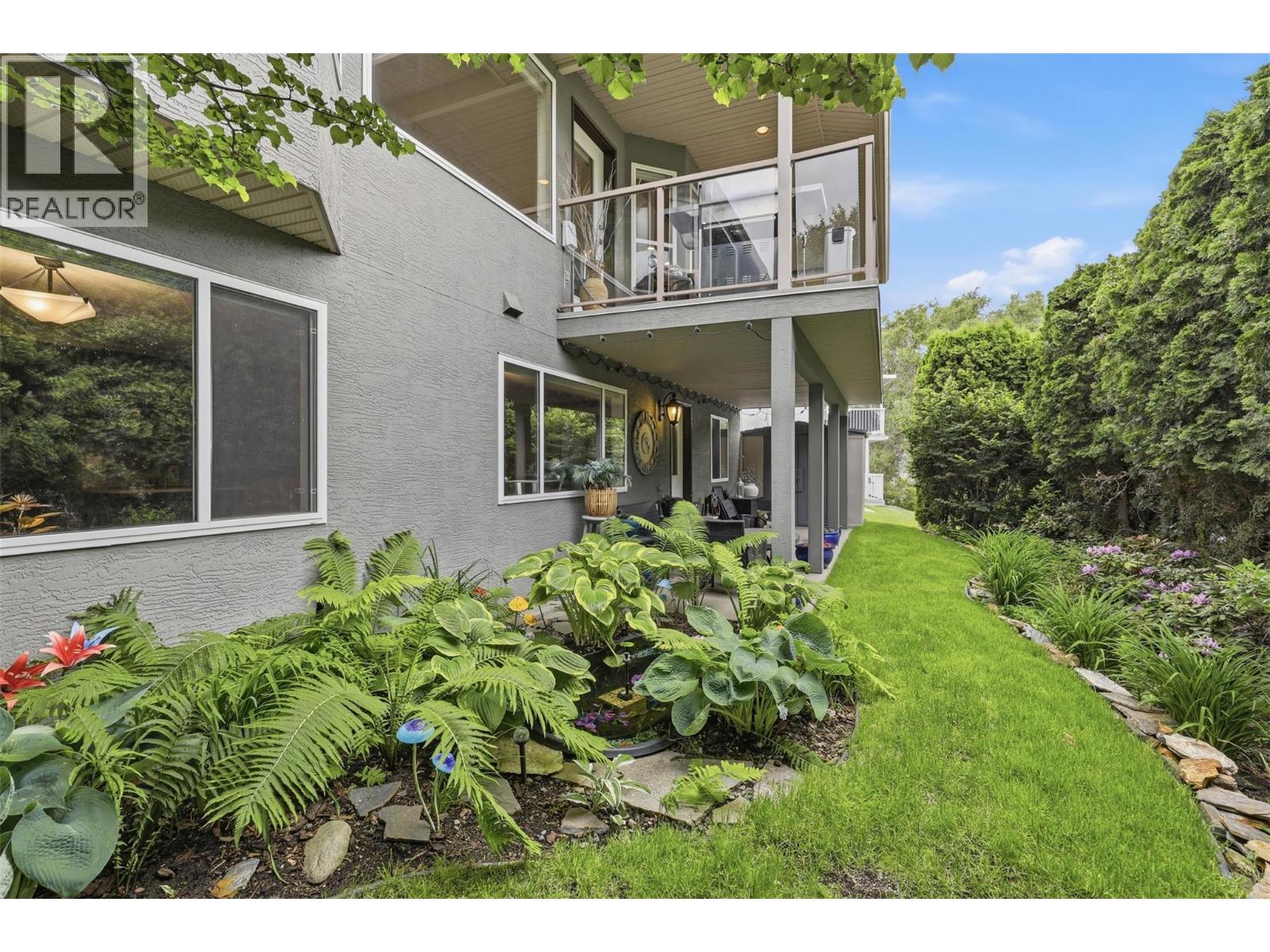 #10 1651 VALLEYVIEW Drive - 61
