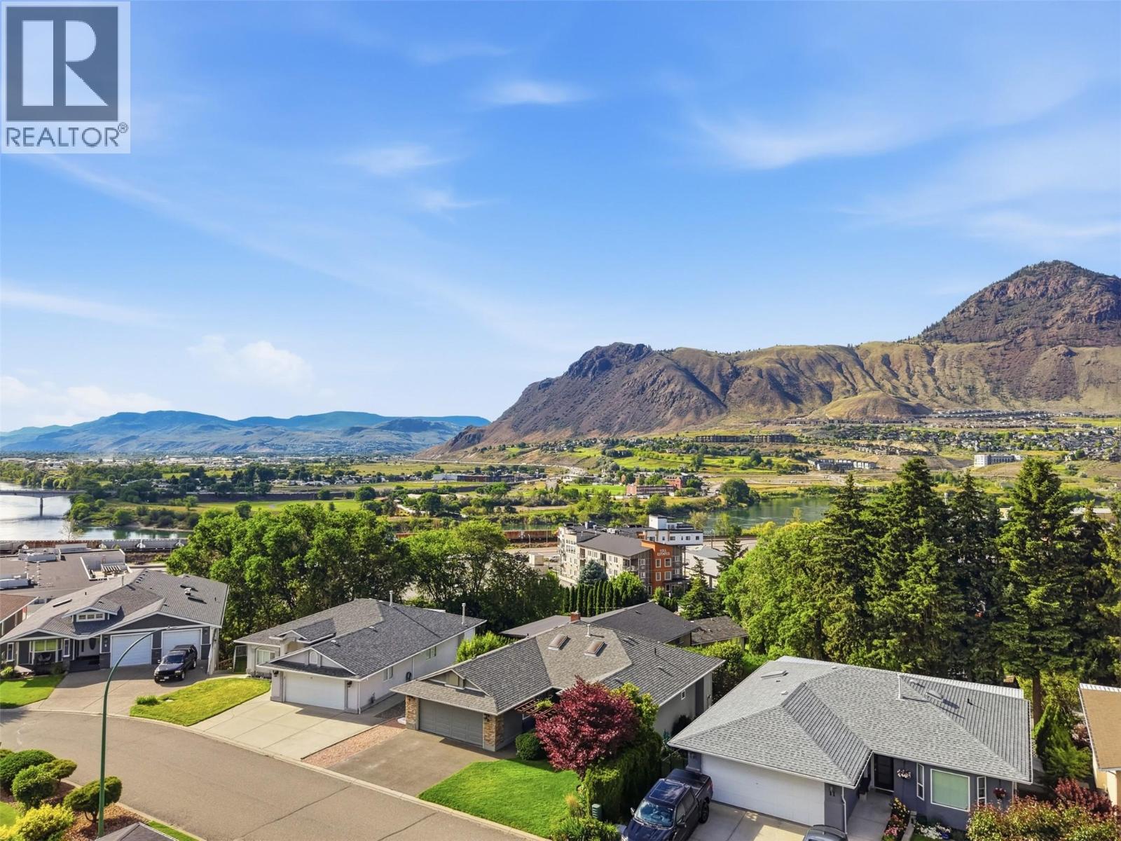 #10 1651 VALLEYVIEW Drive - 67