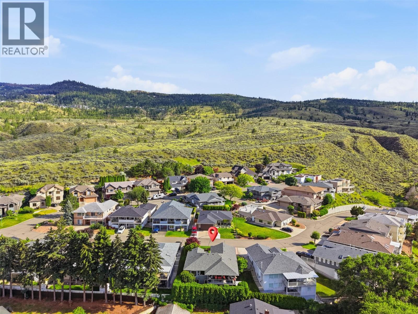 #10 1651 VALLEYVIEW Drive - 76