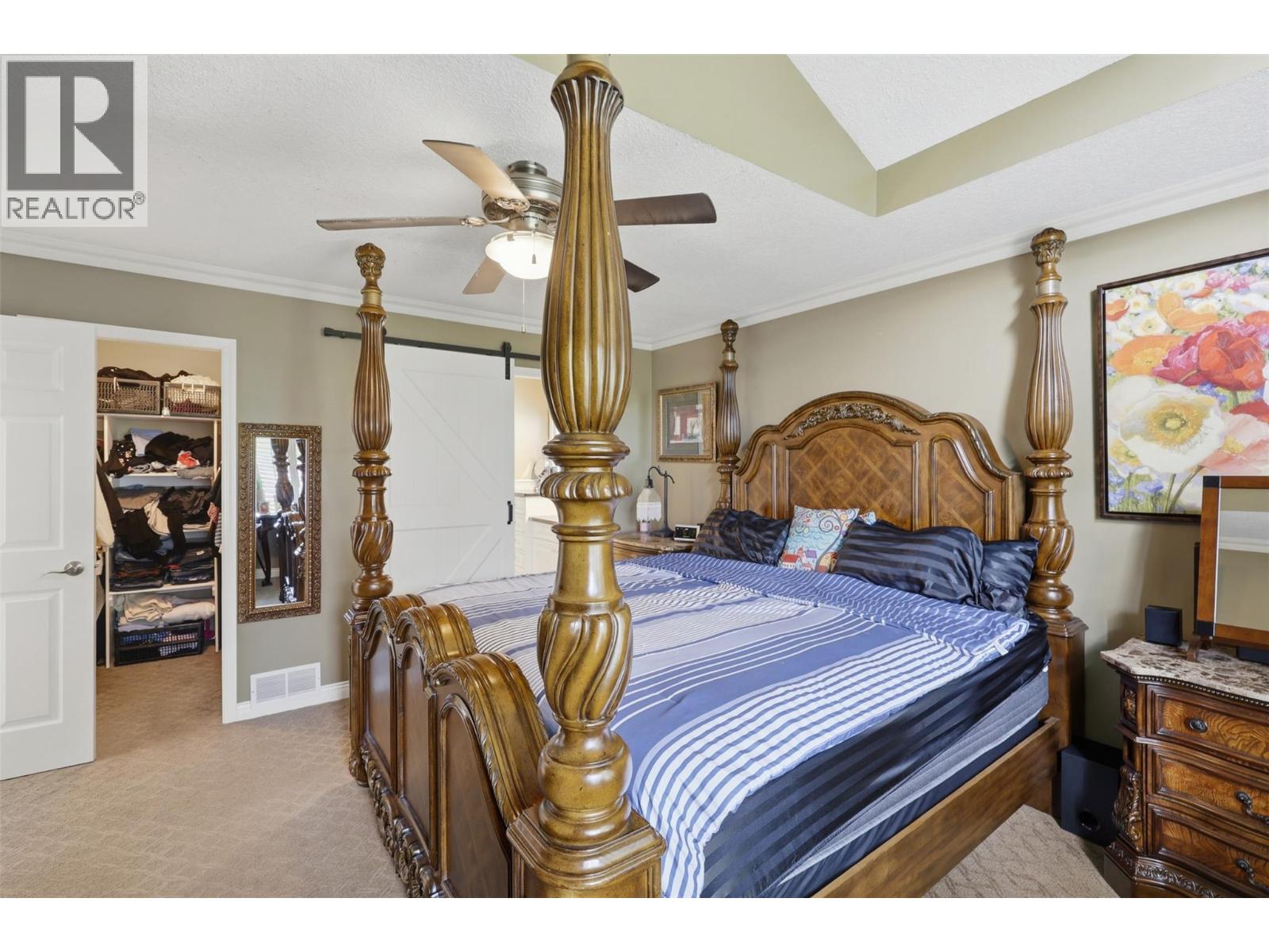 #10 1651 VALLEYVIEW Drive - 24