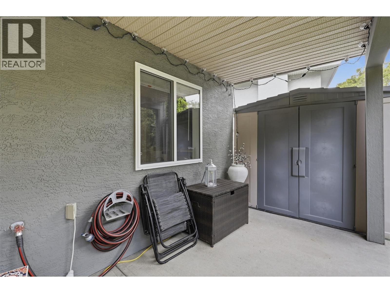 #10 1651 VALLEYVIEW Drive - 46