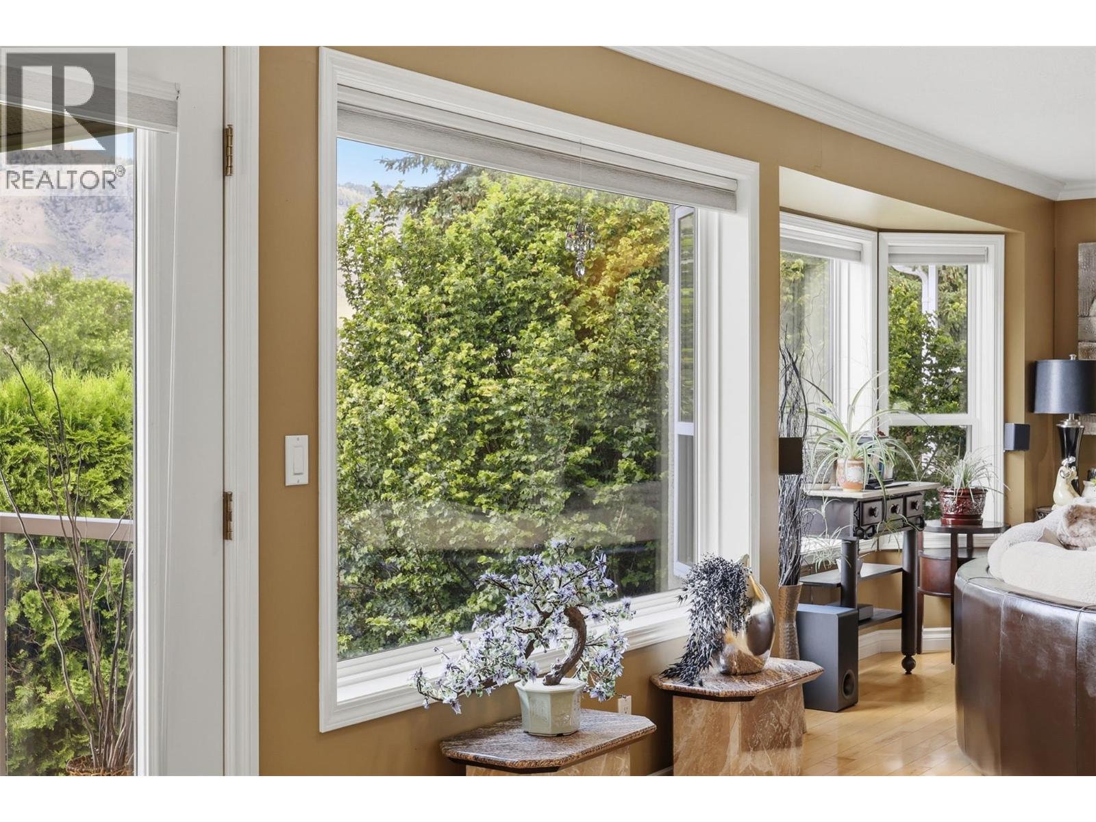 #10 1651 VALLEYVIEW Drive - 9