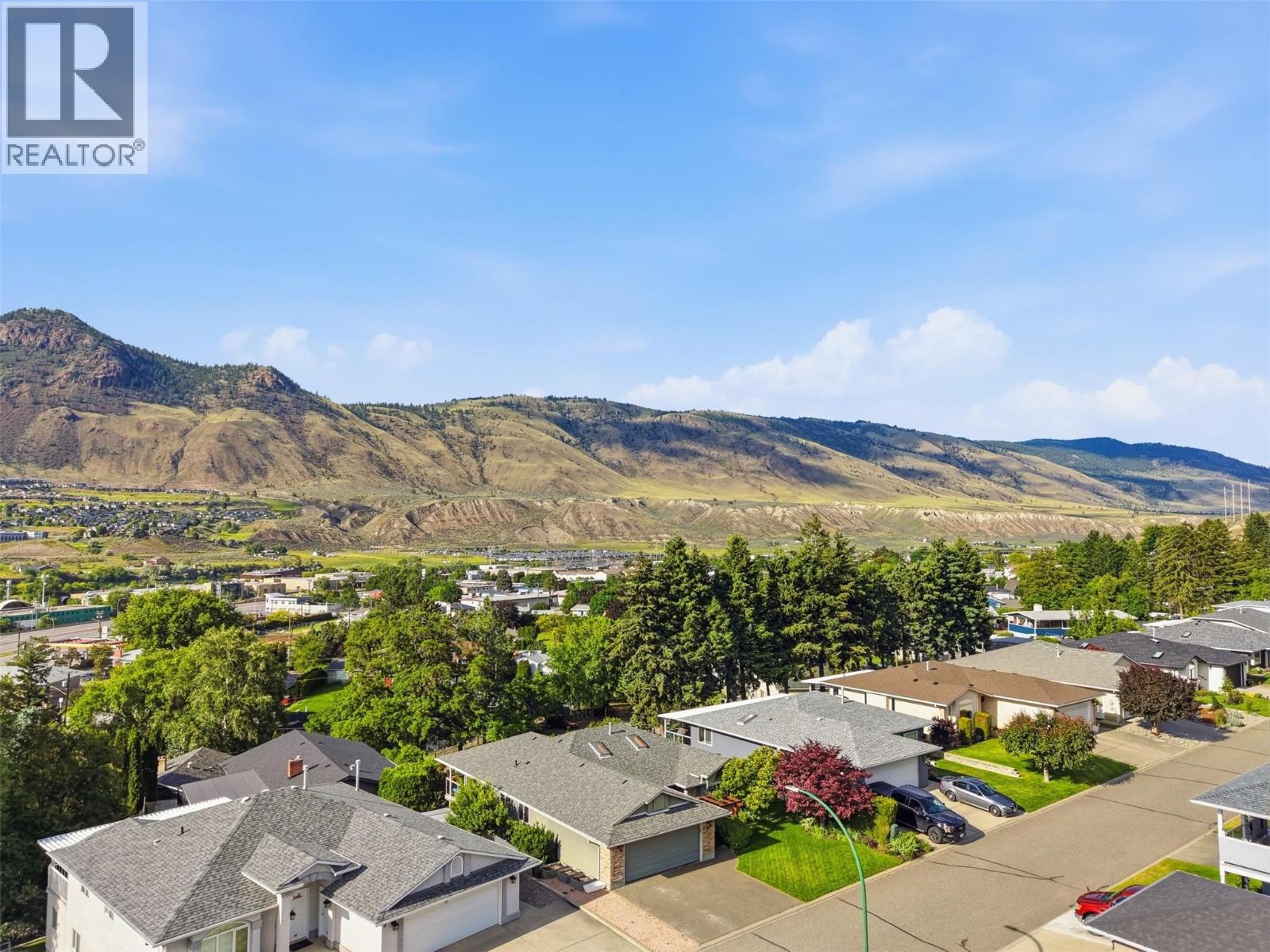 #10 1651 VALLEYVIEW Drive - 69