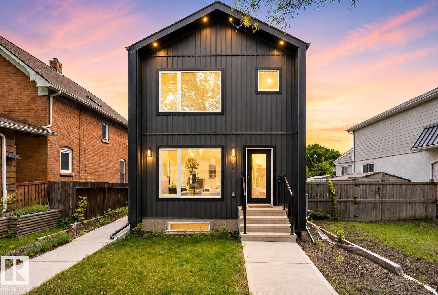 11539 86 ST NW - 1