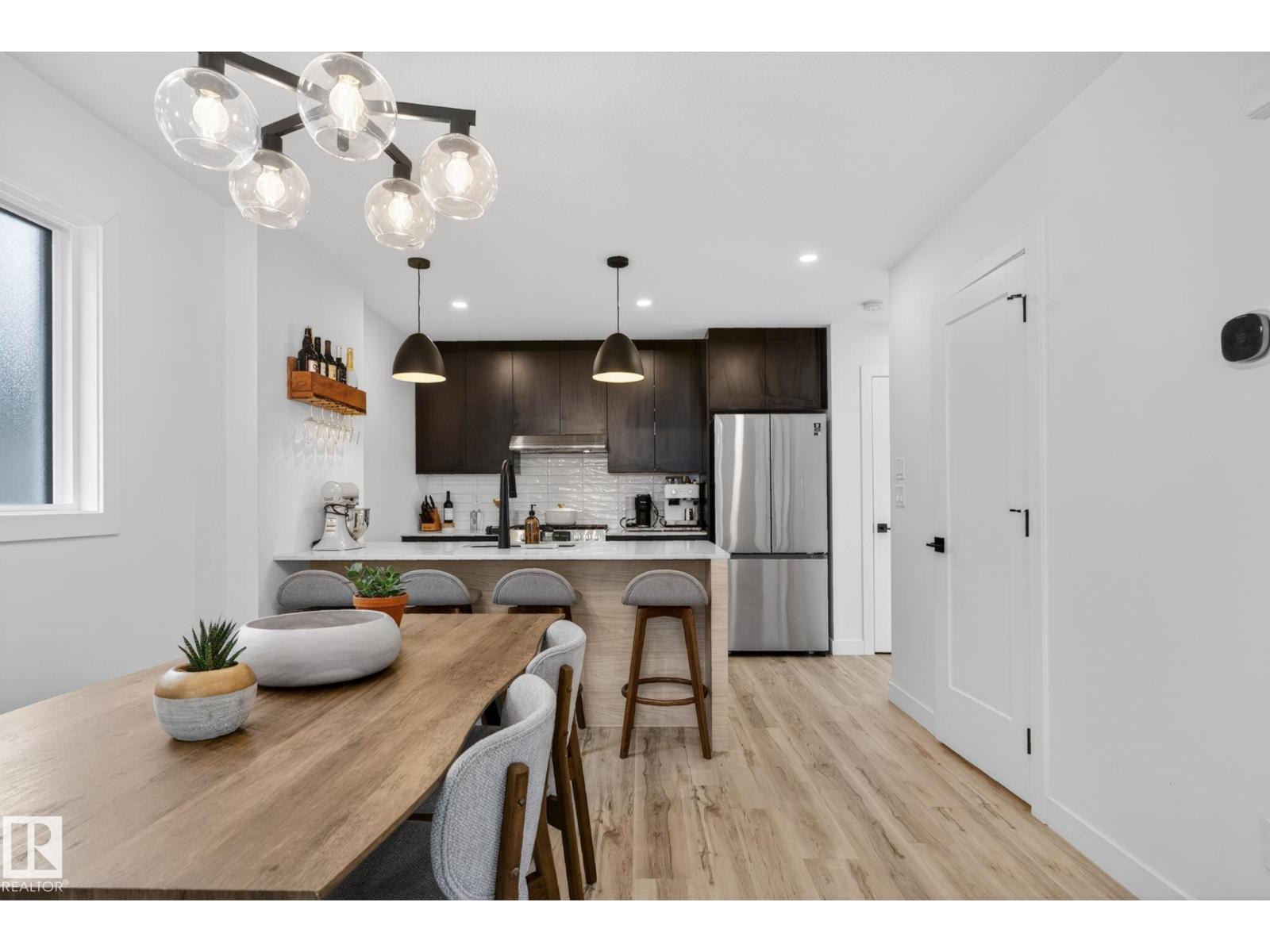 11539 86 ST NW - 12
