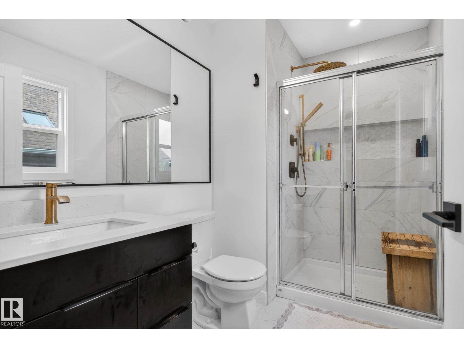 11539 86 ST NW - 23