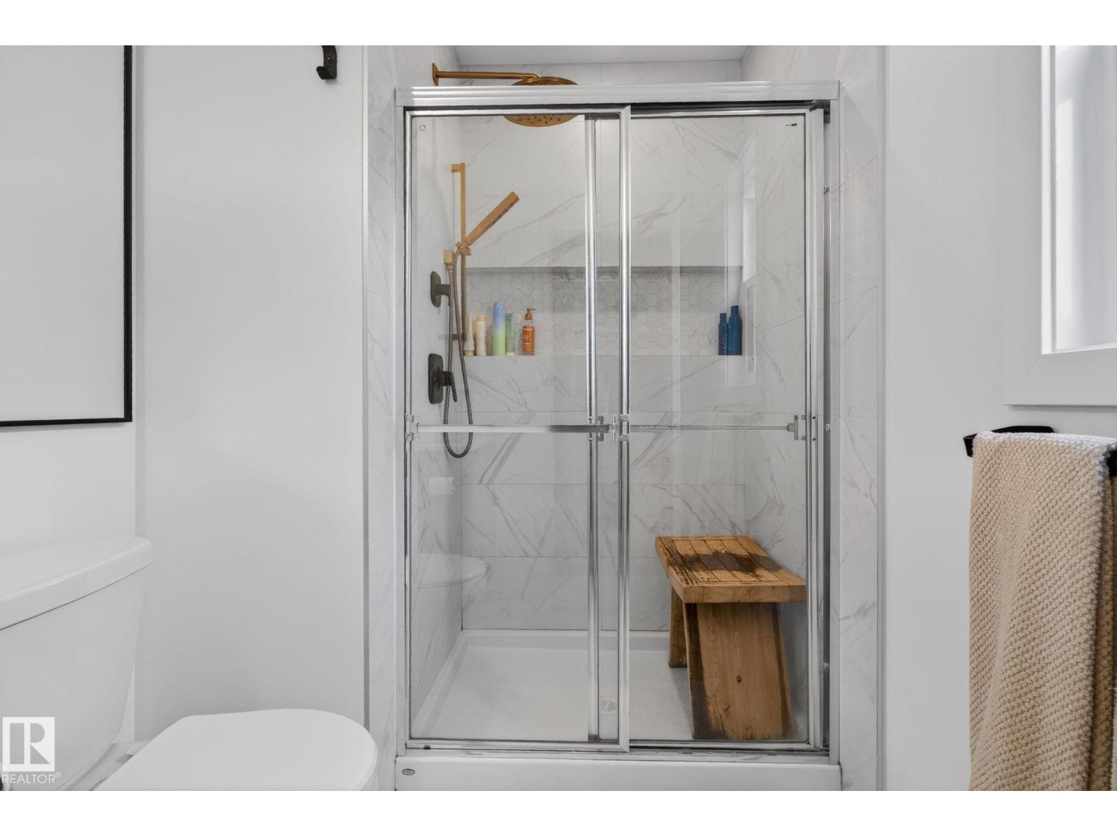 11539 86 ST NW - 24