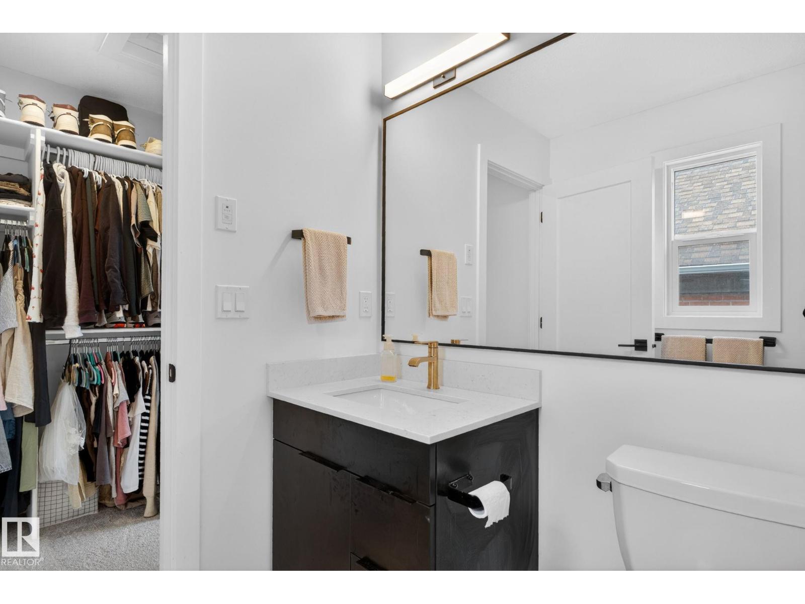 11539 86 ST NW - 25