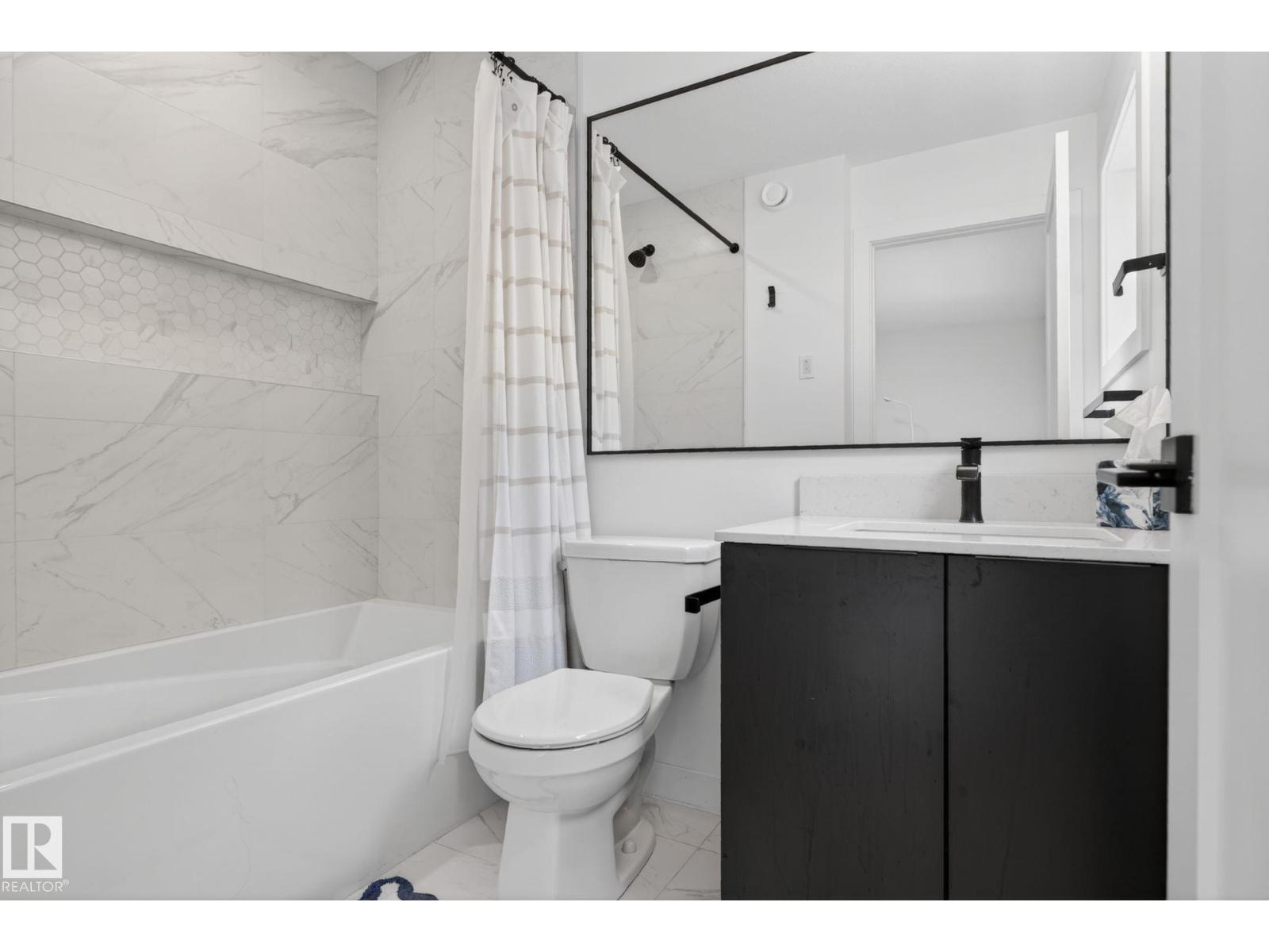 11539 86 ST NW - 29